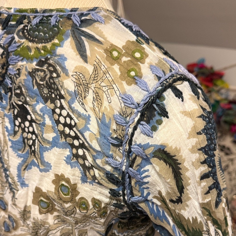 Floral Embroidery Women's Tunic Small - Picture 7 of 10